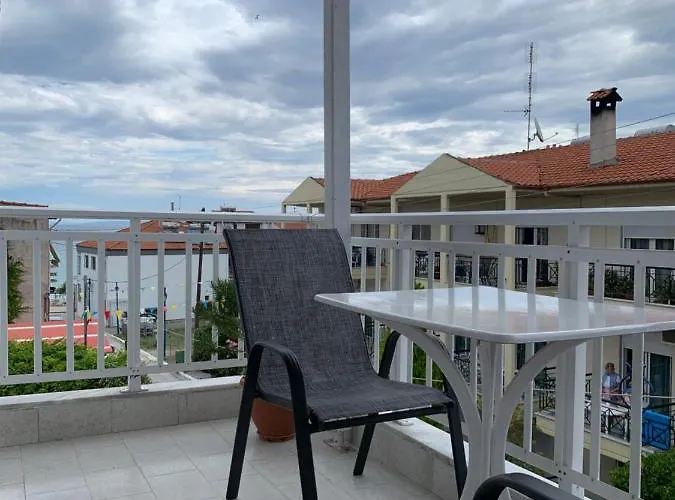 Apartahotel M&m Polychrono