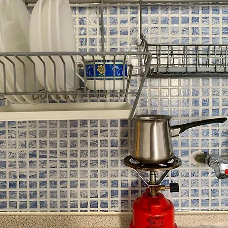 M&m Apartmanhotel Políhrono